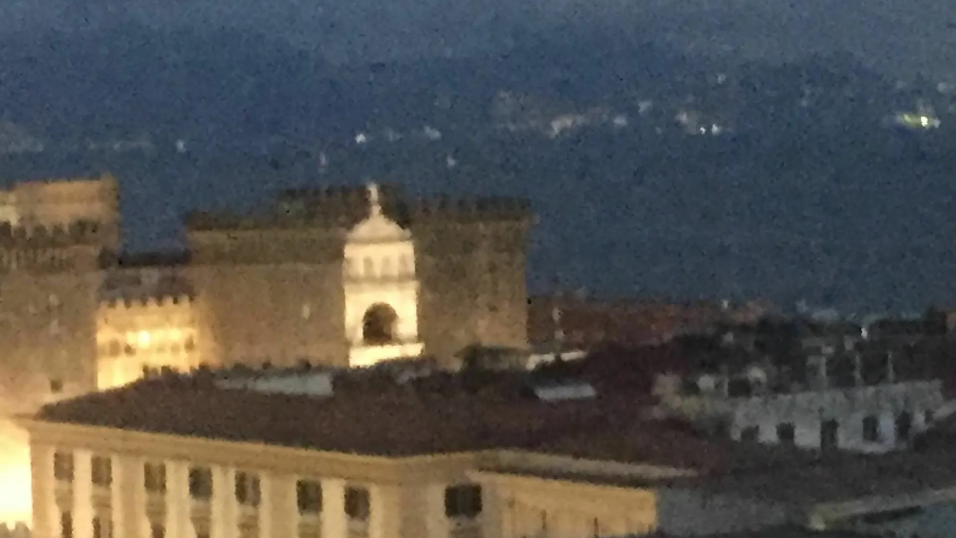 Flyresidence Municipio Toledo Naples